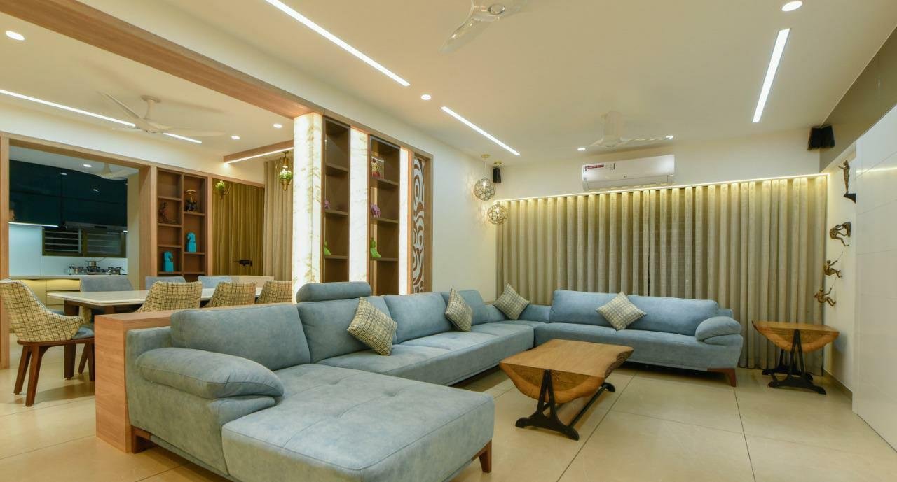 WhatsApp-Image-2024-11-13-at-7.51.00-PM.jpeg PREMIUM DESIGNER SOFA FOR YOUR LUXURY HOUSE/HOTELS/RESORT - Image 1